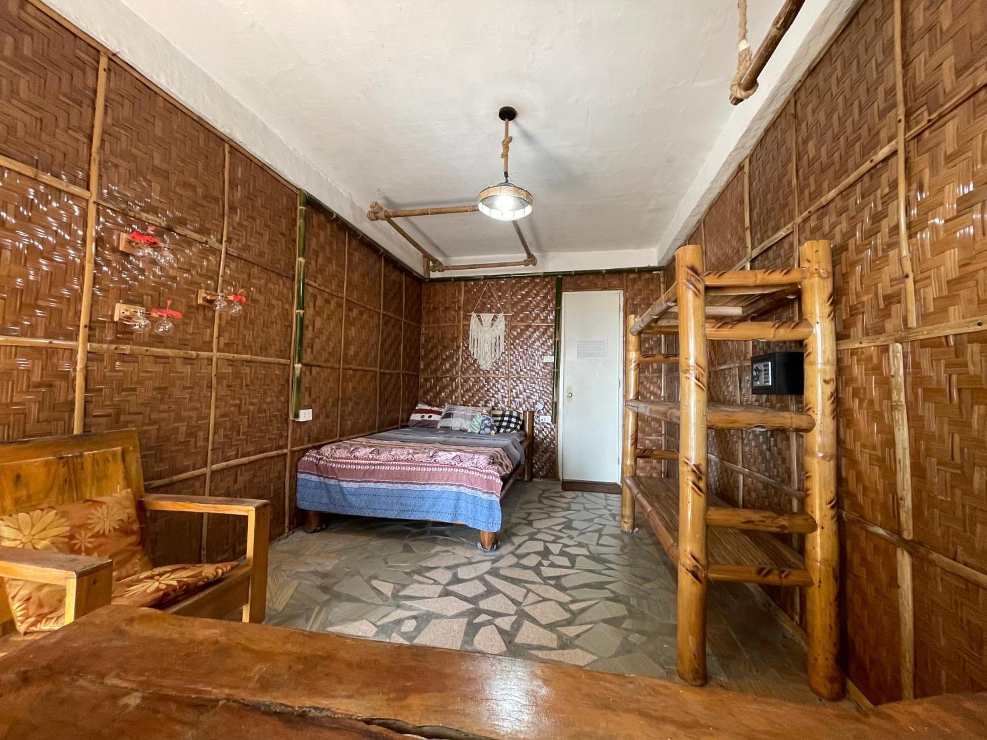 Bed and Breakfast Voodoo House Lalao Exteriér fotografie